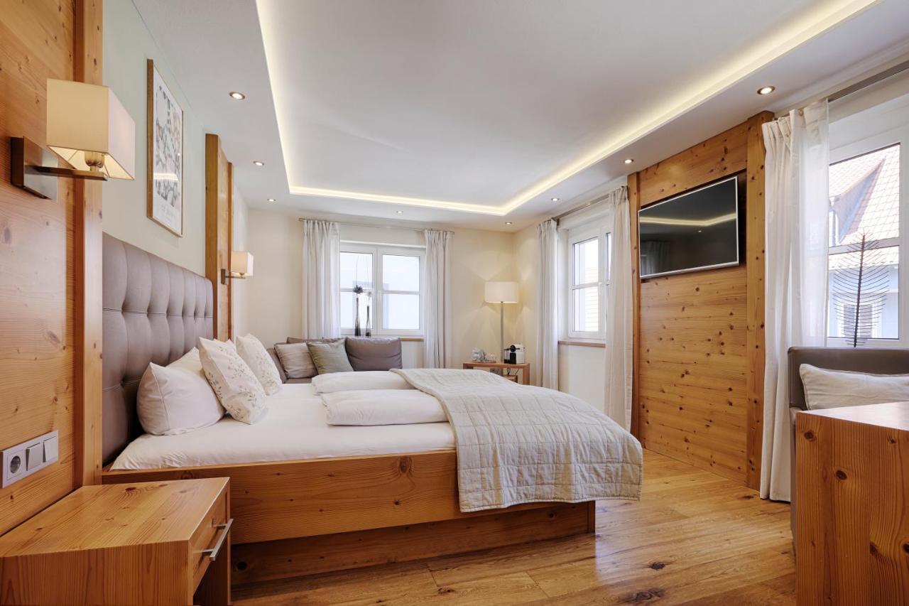 Landhotel Schwab - By Homekeepers Schwarzach am Main Ngoại thất bức ảnh